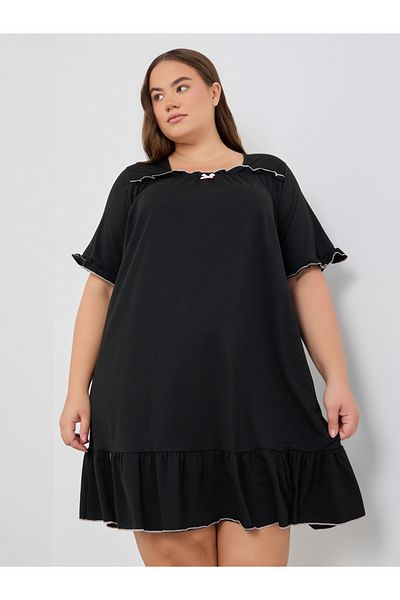Styli Plus Size Contrast Lettuce Edge Gathered Neck Nightdress with Ruffle Hem