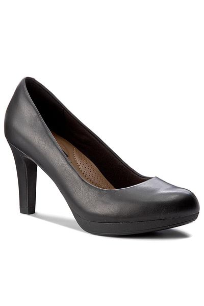 CLARKS Women's Pumps black Adriel Viola