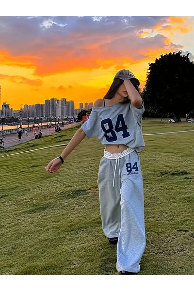 Machetta Women's 84 Printed Off Shoulder T-Shirt Sweatpants Double Suit