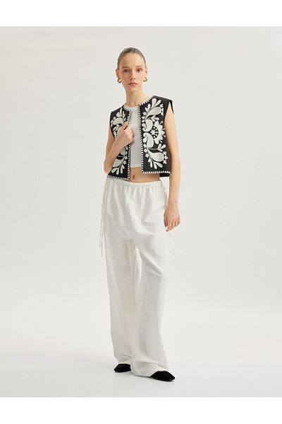 Koton Applique Embroidered Crew Neck Sleeveless Crop Vest