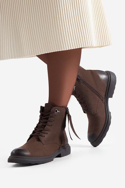 LASOCKI woman shoe 5905588938279 Brown