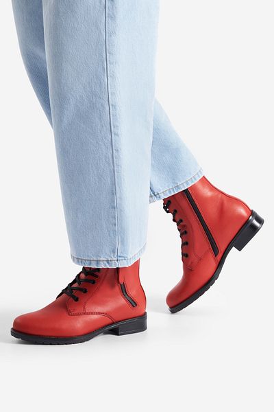 LASOCKI woman shoe 5905588877226 Red