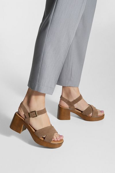 LASOCKI woman sandal 5905588618782 Brown