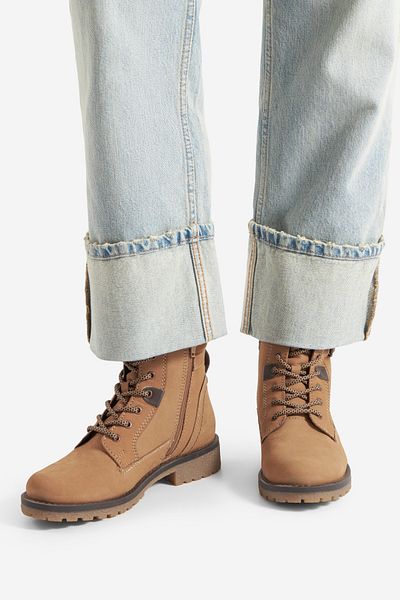 LASOCKI woman shoe 5905588880684 Brown