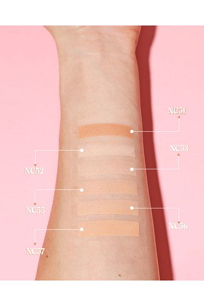 LEF COSMETICS Pressed powder to remove shine and unify the complexion