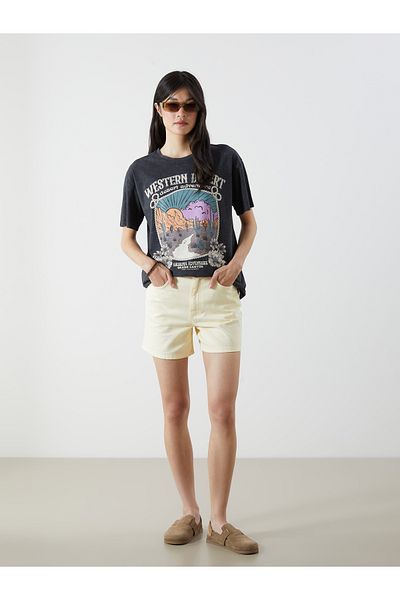 LC Waikiki Bermuda Fit Women's Jean Shorts