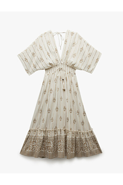 Koton Дълга рокля с двойно закопчаване и свободен крой, с ръкав прилеп и бляскави етнически шарки