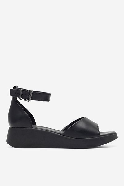 LASOCKI woman sandal 5903698621401 Black