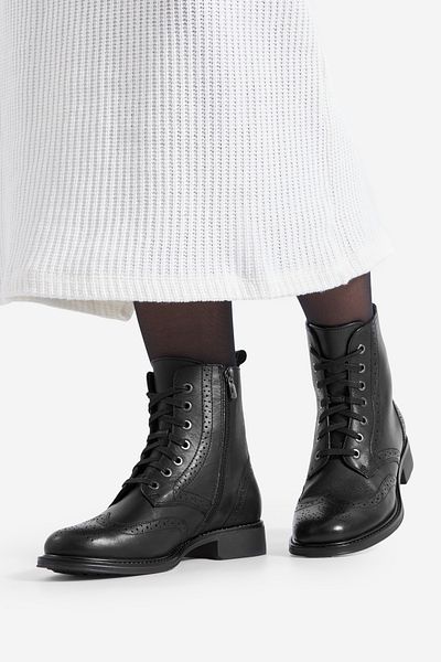 LASOCKI woman shoe 5905588953739 Black