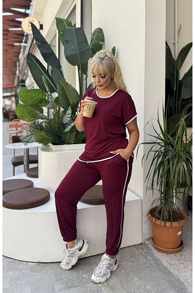 Butik Nilyam Women's Plus Size Crew Neck Short Sleeve Slim Piping Stripe Detail Tracksuit Set 24784