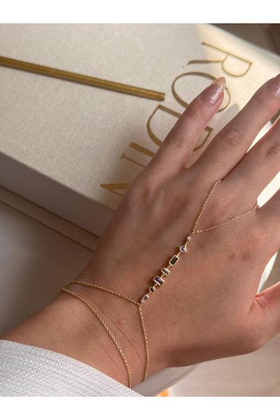 LEROSY CO Gold Color Chain Shahmeran with Colorful Stone Detail – Elegant and Modern Women's Steel Jewelry