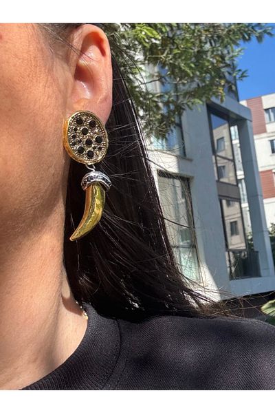 bijuxbymrv Zr Model Stone Ivory Earrings