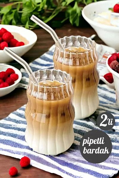 safestore 2 Pieces Heat Resistant Borosilicate Scandinavian Style Auger Style Cup with Straw 500ml Coffee Cup