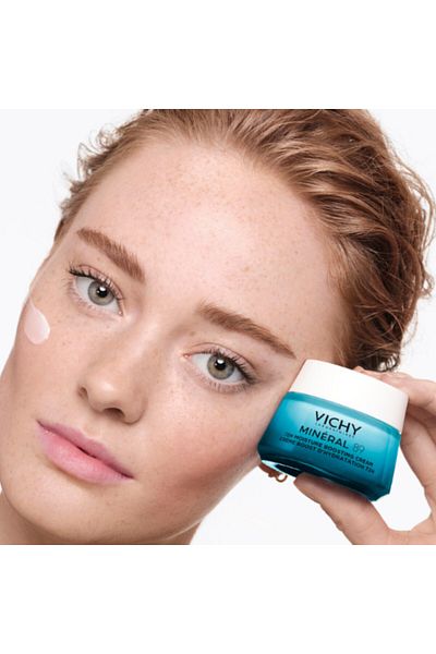 Vichy Cremă hidratantă intensă Mineral 89 72h pentru toate tipurile de ten, 50 ml