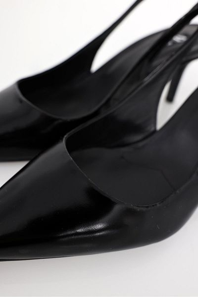 5in1Canpolat Black Pointed Toe Slingback 25149