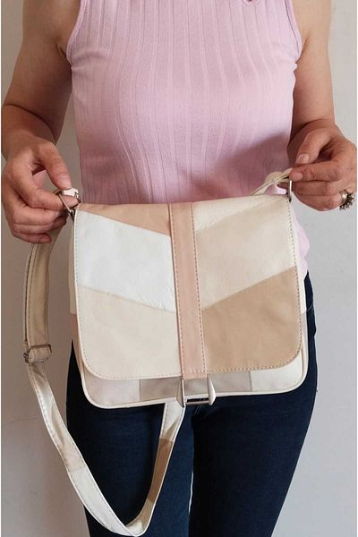 atter GEANT DE DAME DIN PIELE VERITABILĂ CU CUSUT SPECIAL (24CM X 23CM)