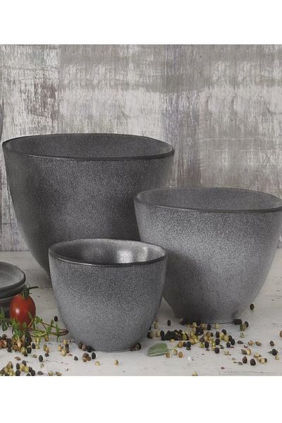 Easy Life Collection's Stoneware Essential Salad Bowl