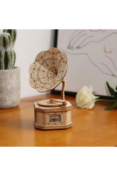 Robotime Gramophone - 3D Wooden Puzzle - 122 Pieces