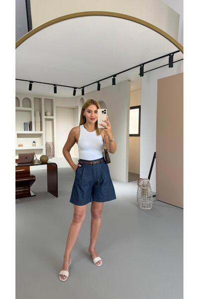 Sezgi Tekin Kemerli Pilise Detay Bel Lastikli Lacivert Denim Şort