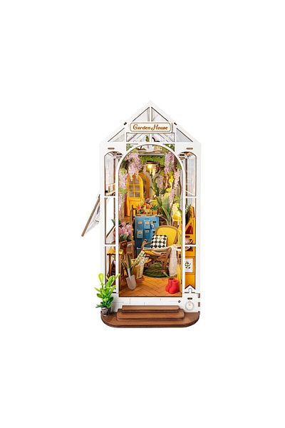 Robotime Holiday Garden House - Library Diorama - Do It Yourself Kit - 176 Pieces