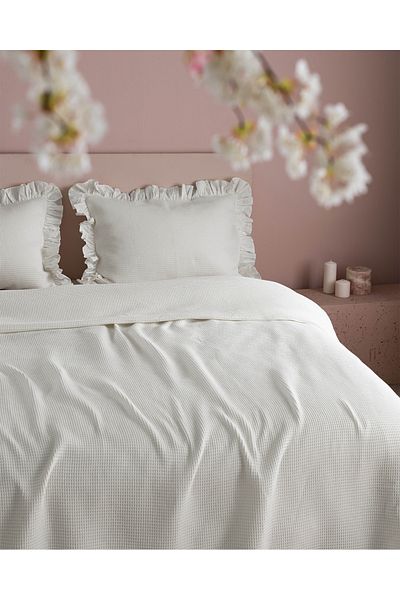 Madame Coco Fidelitas Double 100% Cotton Bedspread - White
