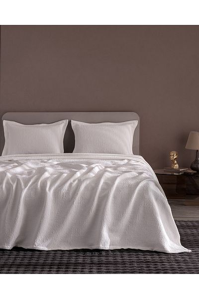 Madame Coco Labenne Double Bedspread - White