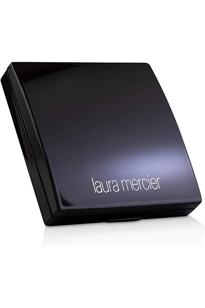 Laura Mercier Matte Bronzing Powder Soleil 02 – Natural Warmth & Sculpting Finish, 30g