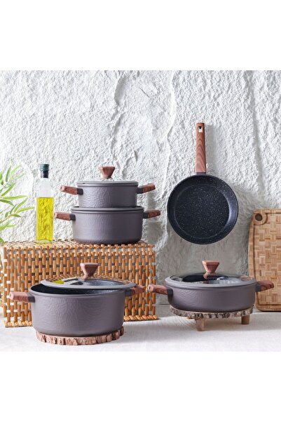 Danube Home طقم أواني طهي بيسترو بليس من شيفز ديلايت، 9 قطع، بني، قاع 4 مم