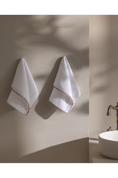 Madame Coco Bastienne Crochet 2-Piece 100% Cotton Hand Towels - White/Lilac - 30X40 cm