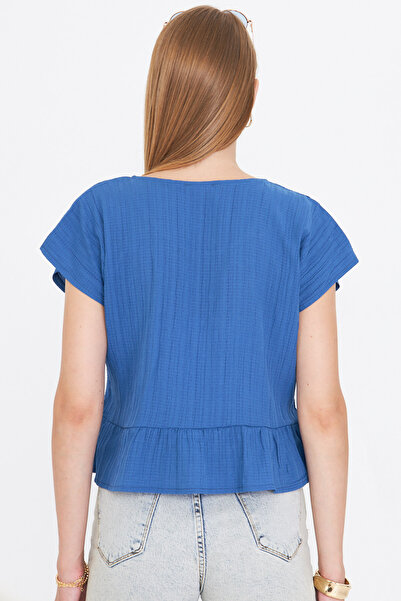 armonika Γυναικεία σκούρα μπλε μανίκια μπατονέτα με γιακά δεμένη φούστα με βολάν Oversize Crop μπλούζα ARM-24Y001088