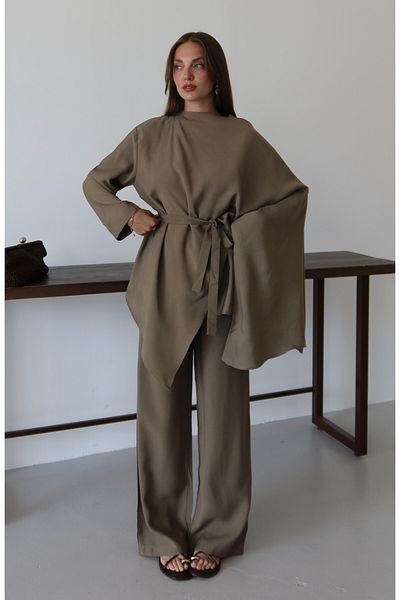 Laluvia Brown Scarf Detailed Suit - 8630