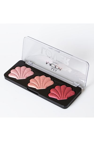 MODA 3 shades of multi-colored blush