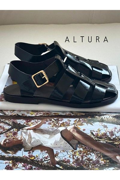 Zuum Altura Caged Women's Sandals - Black Patent Leather