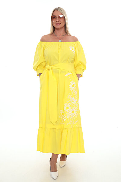 DOJERY OMUZU AÇIK PAPATYA NAKIŞLI KUŞAKLI YAZLIK ELBİSE