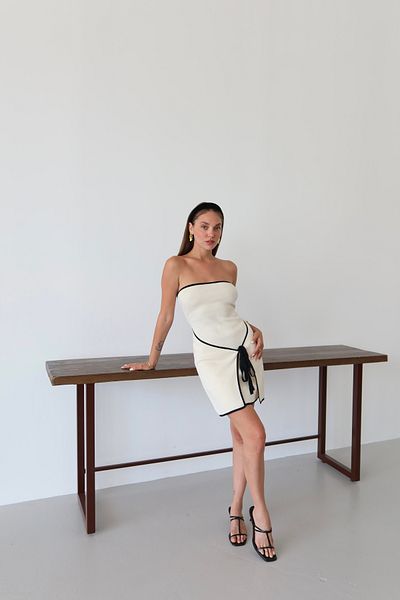 Laluvia Mini rochie albă neagră