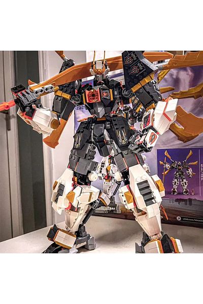 Choice NO BOX 1055PCS 1055PCS Titan Dragon Mech Building Kit with Poseable Wings,Sword & Minifigure, Collec