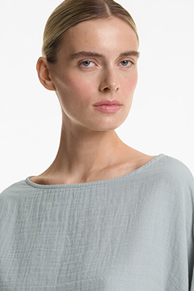 Oysho 100% cotton layered sleeve crop blouse