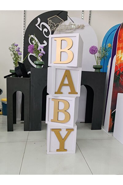 Generica مكعبات خشبية كلمة BABY لون ذهبي قياس كل مكعب 30*30*30 سم