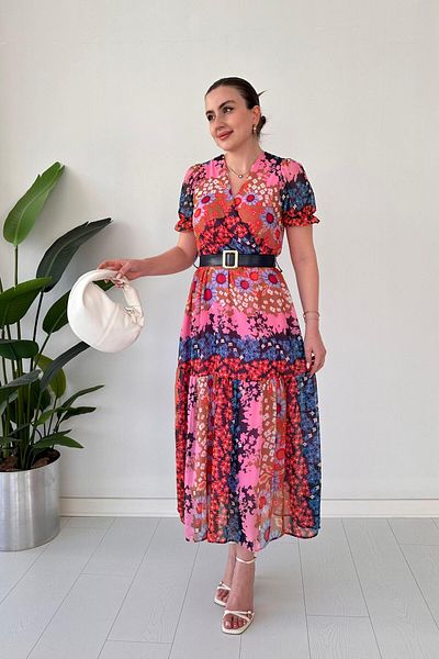 MaziButik Rochie din șifon cu flori cu centură roz