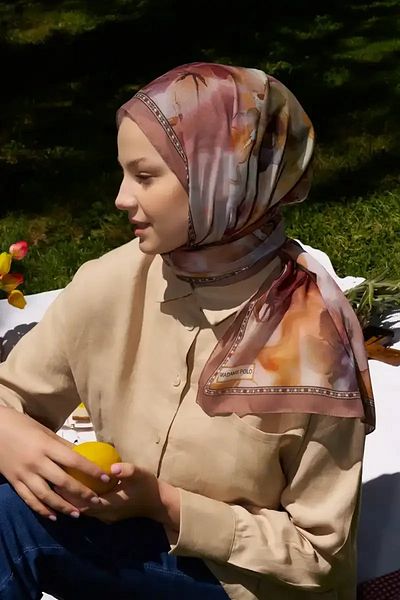 Madame Polo Σάλι Prestige Dalia Pattern - Καφέ