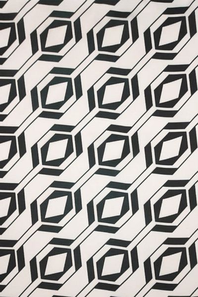 SARDO KUMAŞ Geometric Pattern Digital Printed Chiffon Satin Fabric / Width 1.50 cm - Dress, Curtain and Throw Pillow