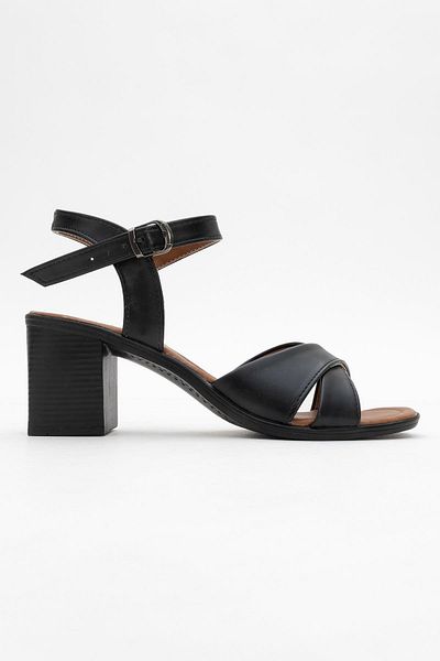 CCWAY AYAKKABI Cross Tied Heeled Sandals Black