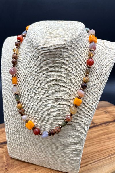 Balzamin Design Bohemian Spirit – Tibetan & Indian Stream Natural Stone Necklace