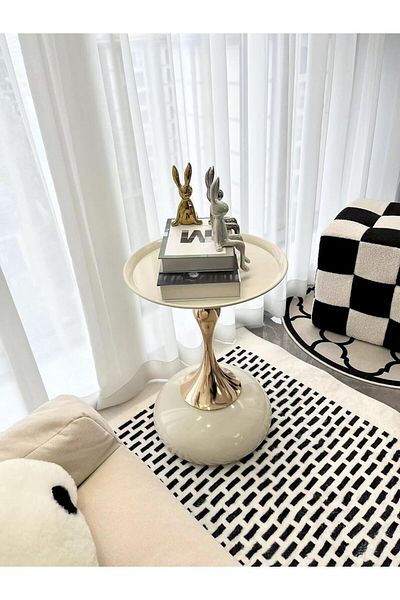 Generic White Nordic Style Light Luxury Simple Round Table, Side Table, Metal Unique End Table