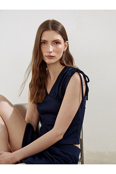 LC Waikiki Natuvera Navy Blue V-Neck Gathered Blouse