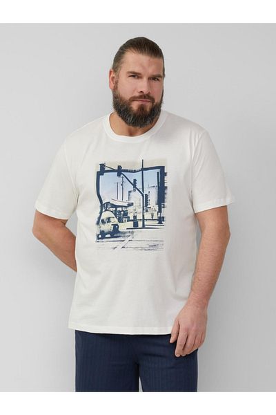 s.Oliver Big Sizes Men's Big Size T-shirt With Photo Print, Scoop Neck And Regular Fit Cut, White