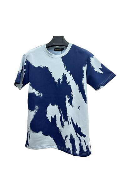 ALANAQA Comfortable, modern, unisex T-shirt