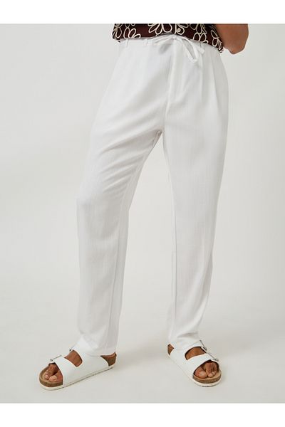 Styli Textured Pleated Tapered Fit Trousers