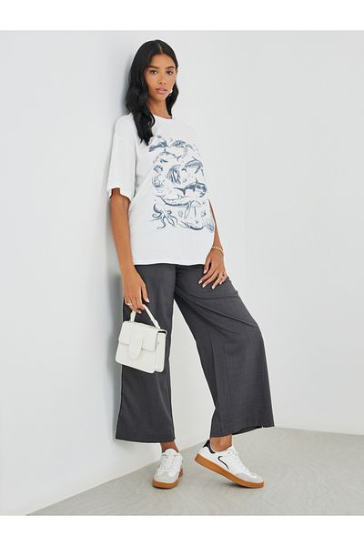 Styli Graphic Print Round Neck Oversized T-Shirt
