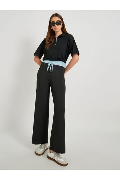 Styli Contrast Waistband Drawstring Relaxed Fit Pants